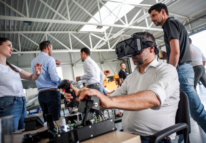 setkani-firem-z-it-a-leteckeho-prumyslu-v-kunovicich-1